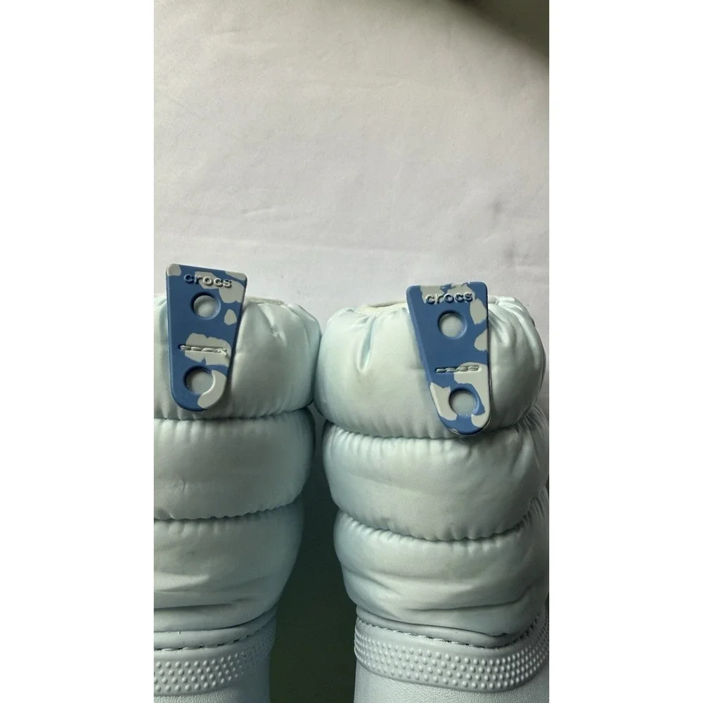 Crocs Lil Girl Snow Boots GUC no Orig. Insoles Comes With New Ones .LT Blue Sz11